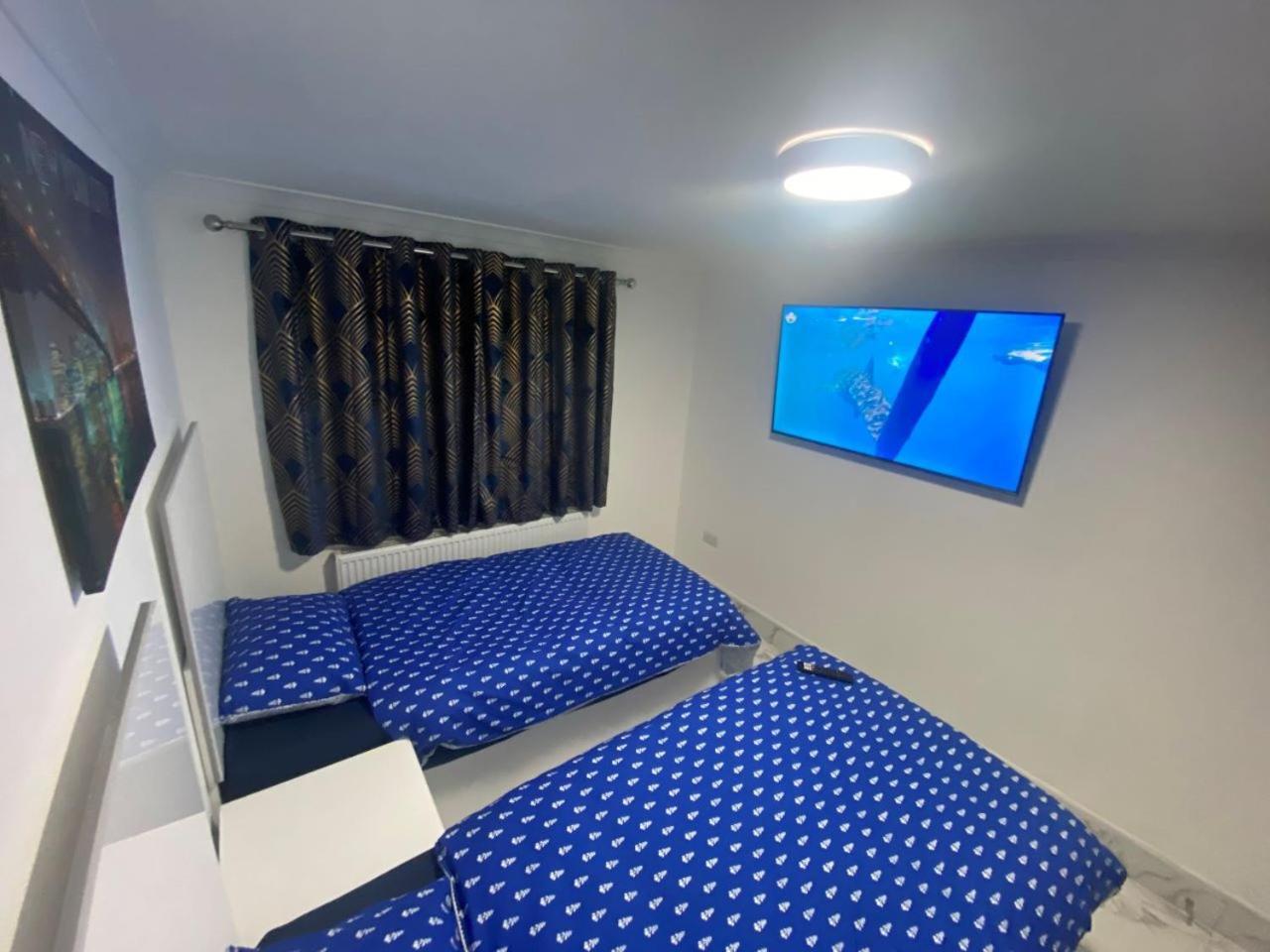 The Royal Boutique Oxford Lodge By London Sleep 6 Hayes  Buitenkant foto